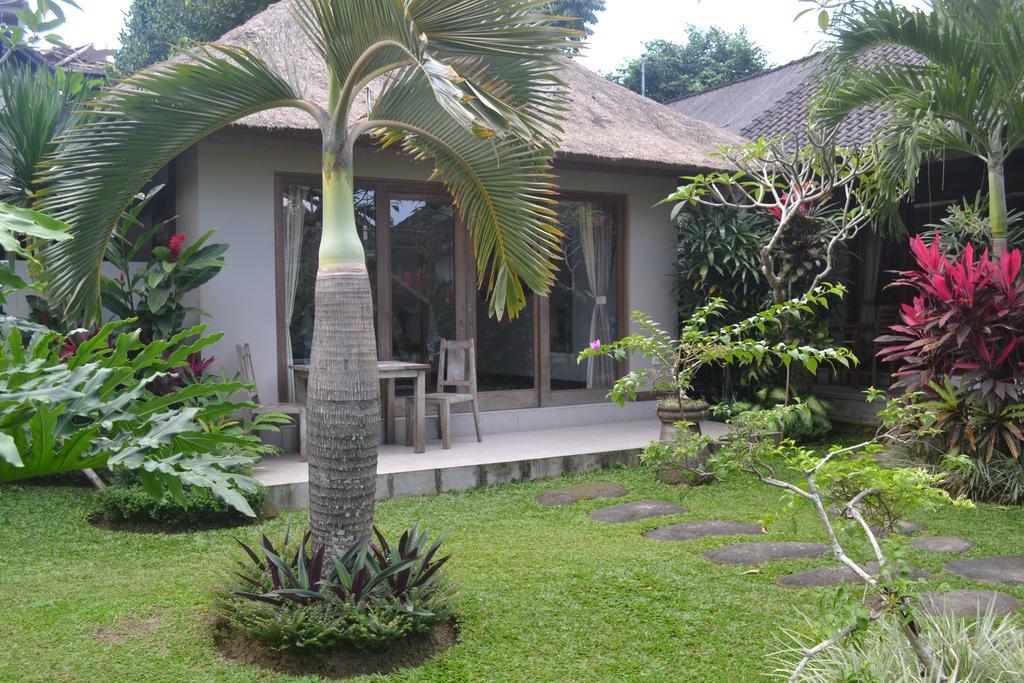 Suka'S House Bed & Breakfast Ubud  Bagian luar foto